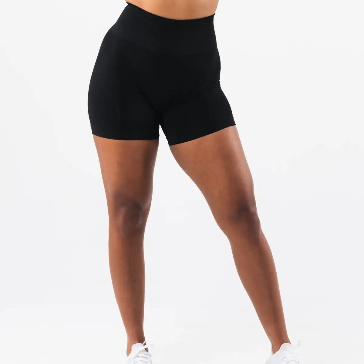 Seamless High-Waist Biker Shorts — Sculpting & Moisture-Wicking