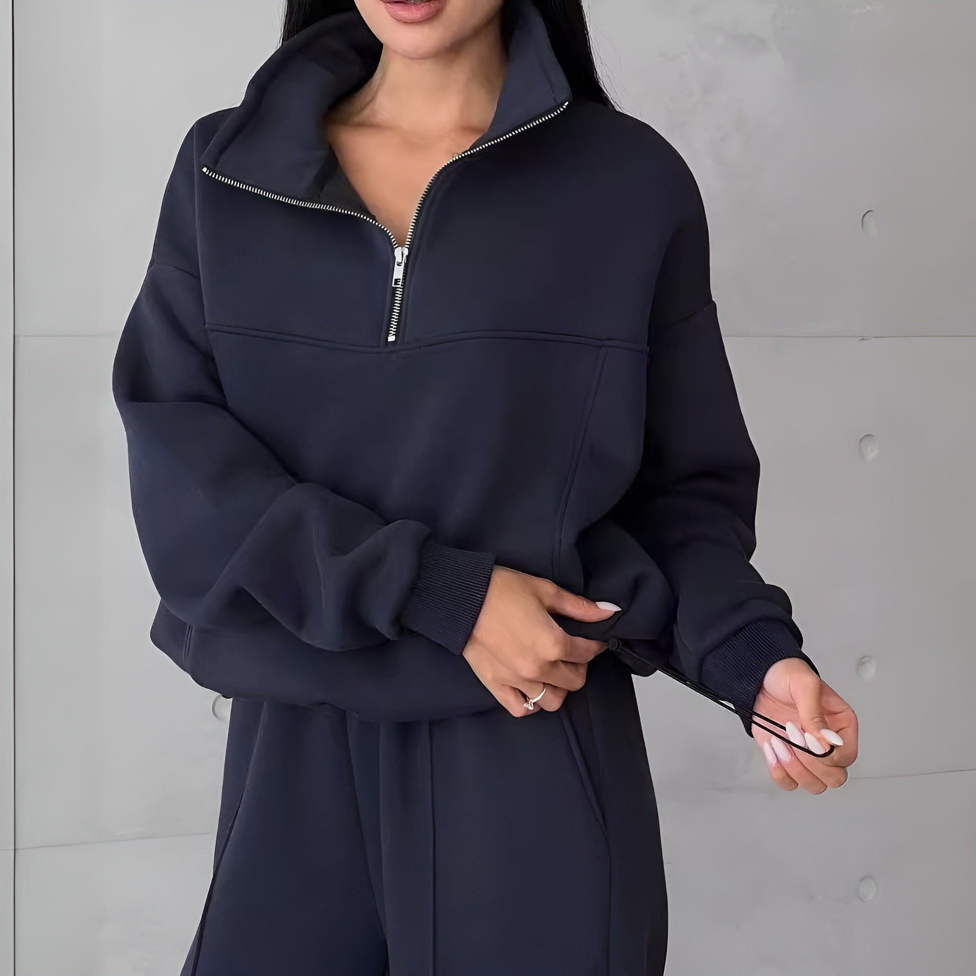 Relaxed Half-Zip Tracksuit — Oversized Sweatshirt & Trousers Set